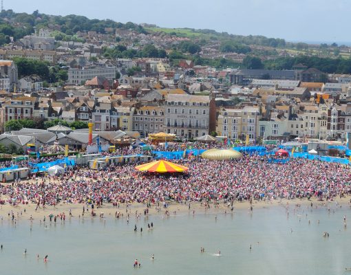 Weymouth sailing Olympics, crowds watch and celebrate Gold and Silver wining Olympic sailors